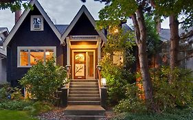 House On Dunbar B&B